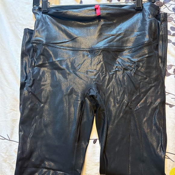 SPANX Black Faux Leather Shapewear Leggings - Picture 3 of 10